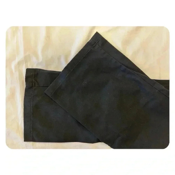 Levi’s Khakis Classic Fit Black Pants Size 36 - Picture 3 of 9